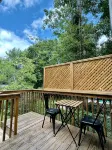 Modern 2BR Charmer Heart of BloNo