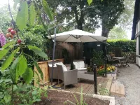 Stylishly furnished apartment in a modern half-timbered house-children welcome! Hotels near Borgfeld