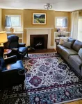 Storybook Cottage House Morehead KY 3 BR1.5 bath Downtown Hospital MSU