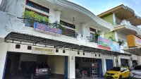 Rian Kost Kos Harian Penginapan Pusat Kota Palembang