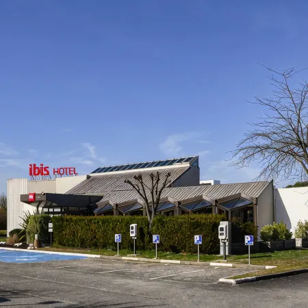 Ibis Saintes