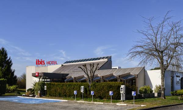 Ibis Saintes