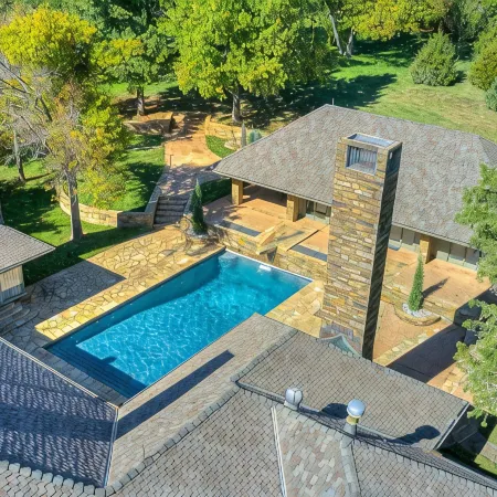 Resort living in Edmond with pool & tennis court!
