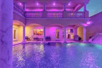 15,000 sqft Mansion 5 min from strip! 1.5 acre compound. - Villas
