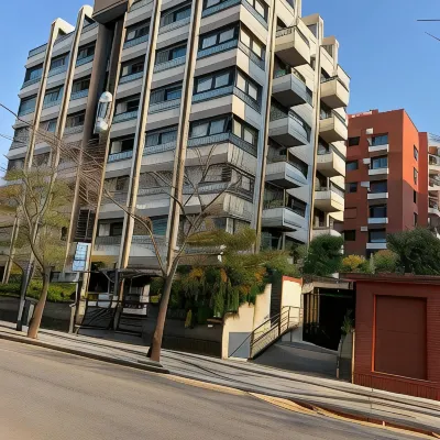 Golf Tower Suites & Apartments Hotel in zona Goldencenter Eventos