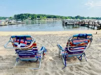 Spacious Spring Lake Retreat • Beach Access • Sleeps 8 • Family & Pet Friendly - Beach