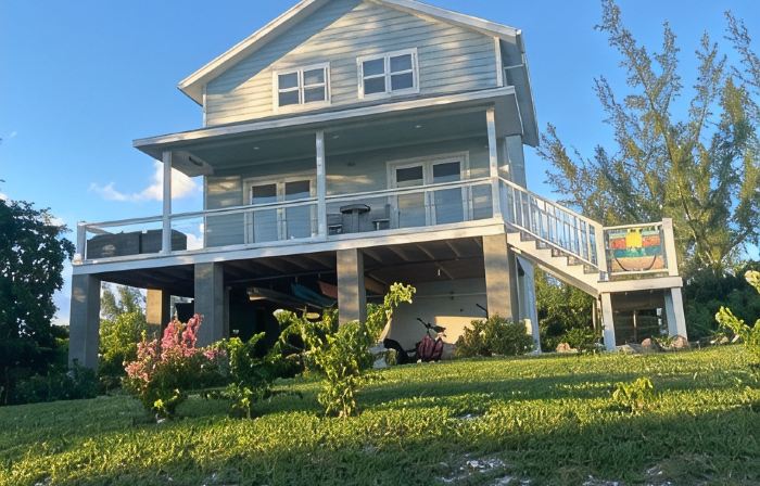 Panoramic views -- 3 bedrooms 2 baths + bonus room Special Discount May 22-30