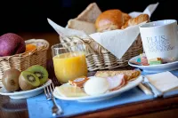 Kyriad Tours Centre - breakfast