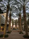 Superbly Rated-100+ Reviews. Heated Pool/Hot Tub. Pickleball Nearby. Home Office - หรู