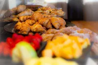 Tuscany Inn - breakfast