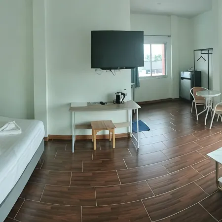 Nara Pattra Hotel Отели в г. Наратхиват
