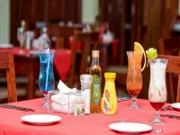 Raphael's Hotel - breakfast