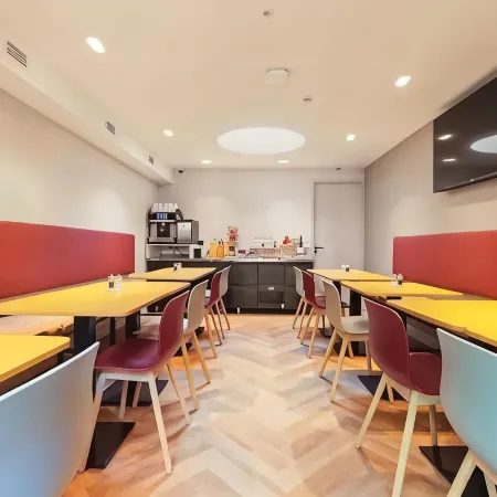 Dutch Design Hotel Vondelpark Отели рядом с достопримечательностью «Олимпийский стадион Амстердама»