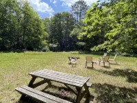 3+ Bedroom House +SAUNA,  Patio, DIRECT Snowmobile Trail Access, & Firepit - Wifi
