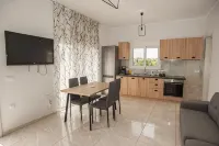 About Summer Villa Thea - maisons de vacances