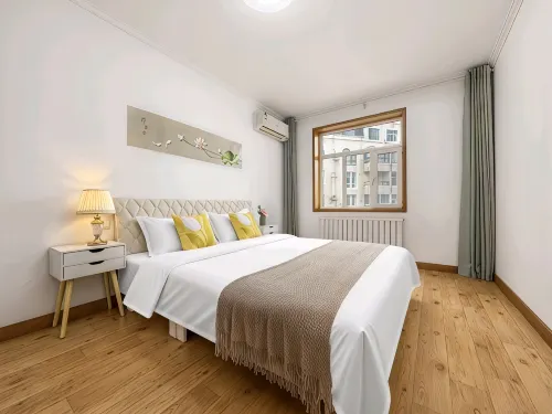 International Coastal Baths JunSao's Home Large Three-Bedroom Two-Bathroom Homestay (Huanhai Road)