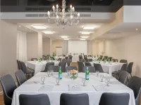 Island Luxurious Suites Hotel Hotels in HaSharon