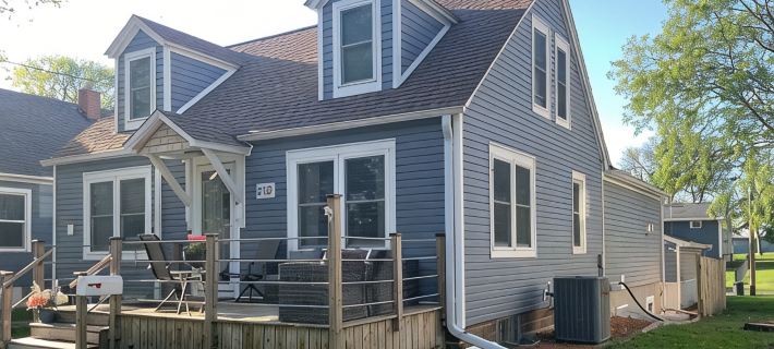 Newly remodeled Clean Spacious 5-bedroom  House with AC, WiFi, Hotels in Clear Lake