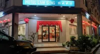 Hotel Lam Seng - parking