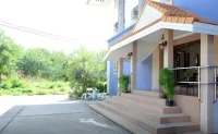 WeRest Hotel - 2-Star