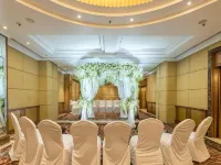 Hotel Parle International Hotels near NMIMS