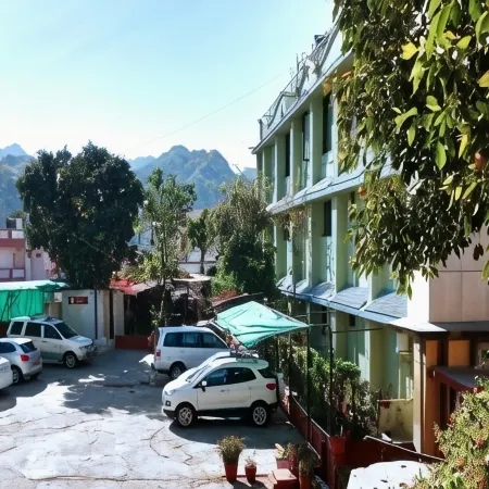 Hotel Saraswati