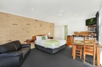Caboolture Riverlakes Boutique Motel - balcony
