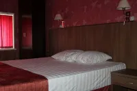 NevHotel Hotel - 주차장