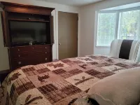 Condo in the woods Yellowstone, Golf, swimming, boating, snowmobiling - Gym