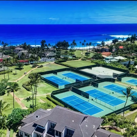 Regency Villas 3BD +Loft, 3BA,sleeps 8-10, A/C, 5 min walk to beach, 5 star !!!
