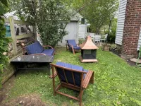 Beautiful Lake Home, Private Beach with a 5-Minute Walk to the Public Beach Area