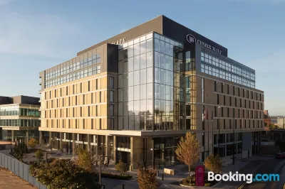 Crowne Plaza NEWCASTLE - STEPHENSON QUARTER by IHG Отели рядом с достопримечательностью «Гей-сообщество "Розовый треугольник"»