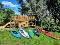 Between the North Sea and Baltic Sea x1f30a;XXL vacation apartment directly on the Treene river - Træningscentre