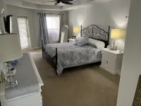 SO. GULF COVE - WATERFRONT HOME ON CANAL-SALT WATER POOL & SPA-NEAR GULF BEACHES - Strand
