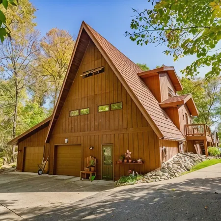 Chalet-Style Architectural Home on Star Lake - Crosslake