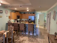 Family Friendly Beautiful Beach Front Unit! - 4-Star