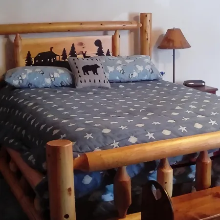 Perfect for summer right on twin lake 4 bedroom 2 full bath home Hotels in Conover