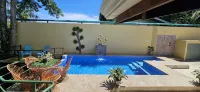 House near the beautiful beaches of Manuel Antonio and others tourist sites. - Homestays