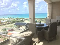 ROYAL PENTHOUSE-New stunning two storey penthouse condo with roof top terrace - Gym