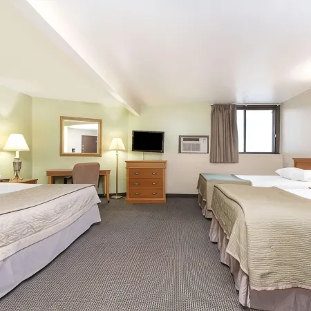 Bison Inn and Suites