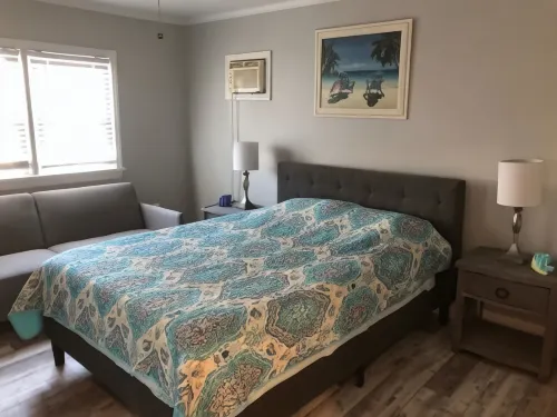 Top Brigantine Location! Modern Home. Walk to Beach, Eateries. Dogs Welcome. - 3-Star