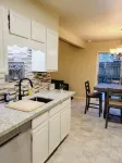 Modern Secluded 2 BR 1.5 Bath - 3-Star