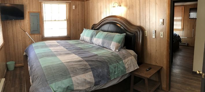 Lake House w/ Pool and King Bed, Fishing - Dogs OK Hoteles en Condado de Berkeley