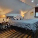 3rd Street Stop-cottage house,walking distance to middle of town and activities - Homestays