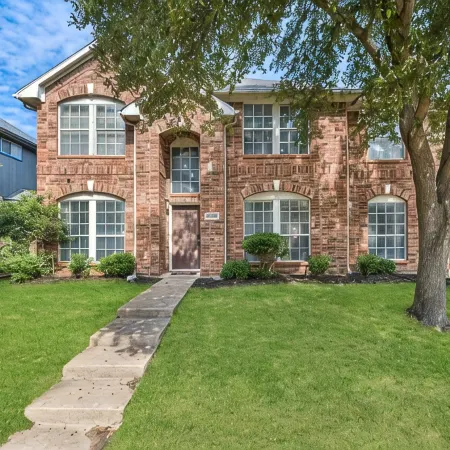 Contemporary home in the heart of McKinney
