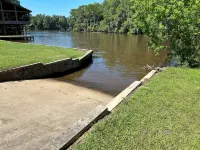 House/Boat house on the river!  Boat lift and boat ramp, sun deck, ice machine - Homestays