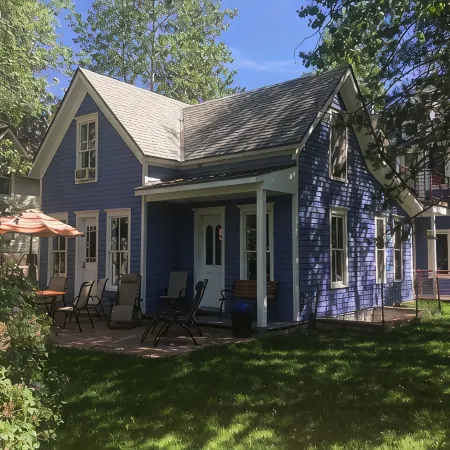 MODERN Monet Blue Aspen Victorian Whole House In Town, with Private Hot Tub!