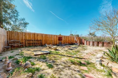 The Bungalow in Downtown Joshua Tree - A Renovated Mid-Century Bungalow - 3-Star