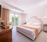 Ludwig Boutique Hotel & Spa - piscina