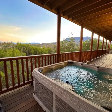 Amazing Brand New 8Bdrm Cabin-Pool-Arcades-Gazebo